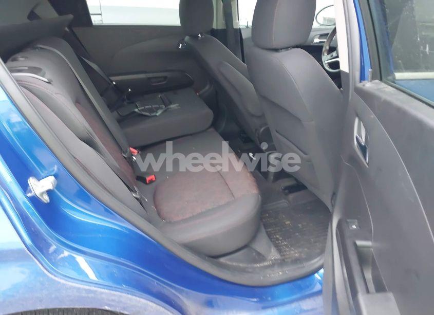 Photo 8 of 2018 Chevrolet Sonic LT AUTO (VIN 1G1JD6SH7J4114692)