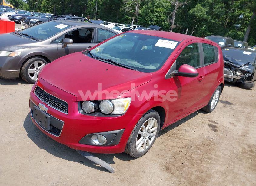 Photo 2 of 2012 Chevrolet Sonic 1LT (VIN 1G1JD6SH8C4123632)