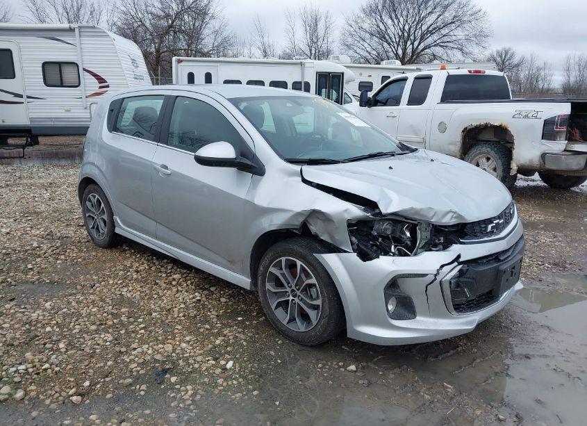 2018 Chevrolet Sonic LT AUTO (VIN 1G1JD6SH8J4124518) main photo