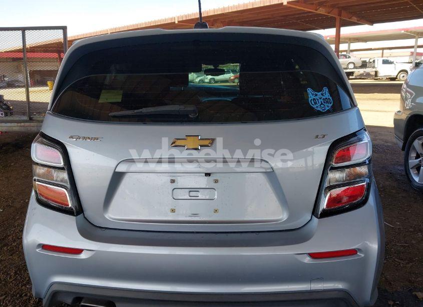 Photo 16 of 2017 Chevrolet Sonic LT AUTO (VIN 1G1JD6SH9H4136381)