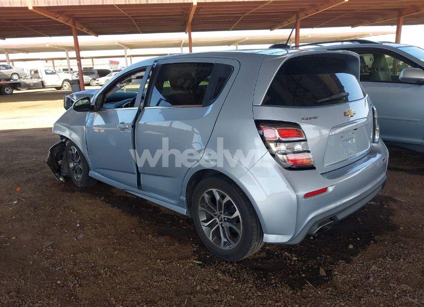 Photo 3 of 2017 Chevrolet Sonic LT AUTO (VIN 1G1JD6SH9H4136381)