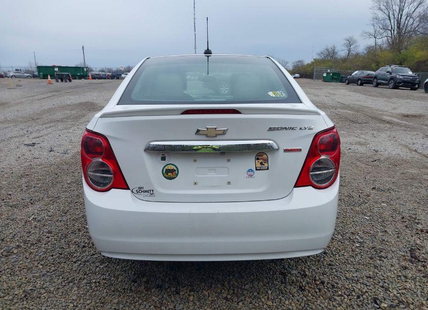 Photo 16 of 2015 Chevrolet Sonic LTZ AUTO (VIN 1G1JE5SB0F4102149)