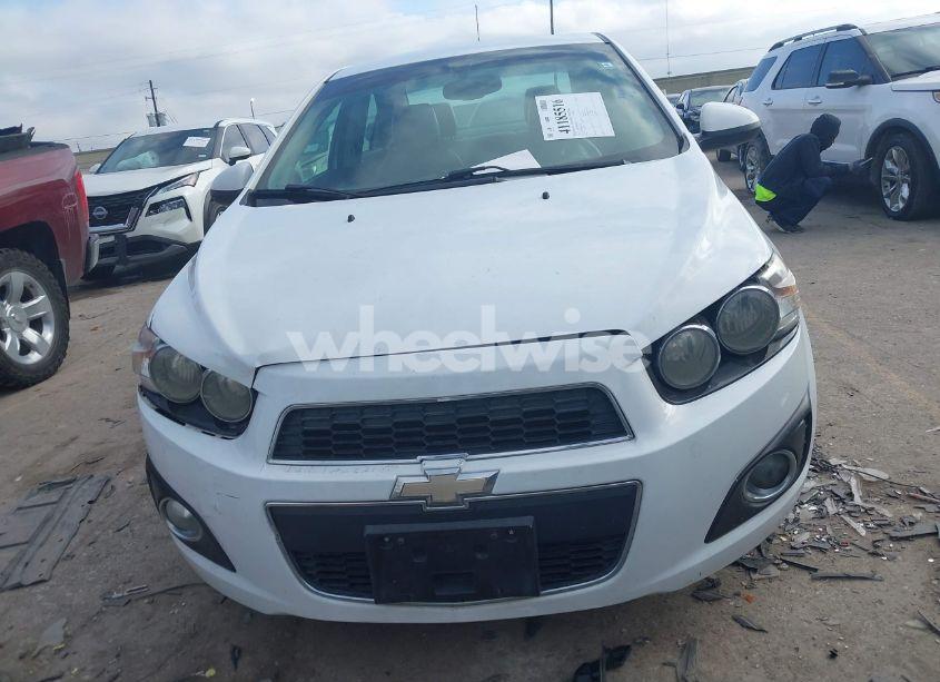 Photo 12 of 2015 Chevrolet Sonic LTZ AUTO (VIN 1G1JE5SB0F4107545)