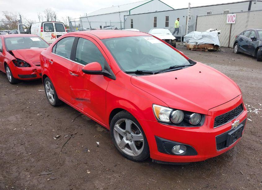 2015 Chevrolet Sonic LTZ AUTO (VIN 1G1JE5SB0F4110736) main photo