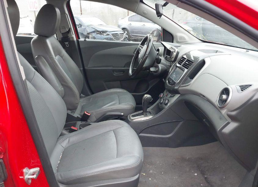 Photo 5 of 2015 Chevrolet Sonic LTZ AUTO (VIN 1G1JE5SB0F4110736)