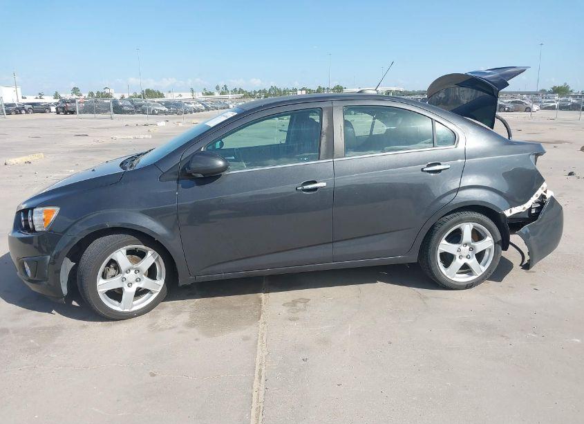 Photo 15 of 2016 Chevrolet Sonic LTZ AUTO (VIN 1G1JE5SB0G4140465)