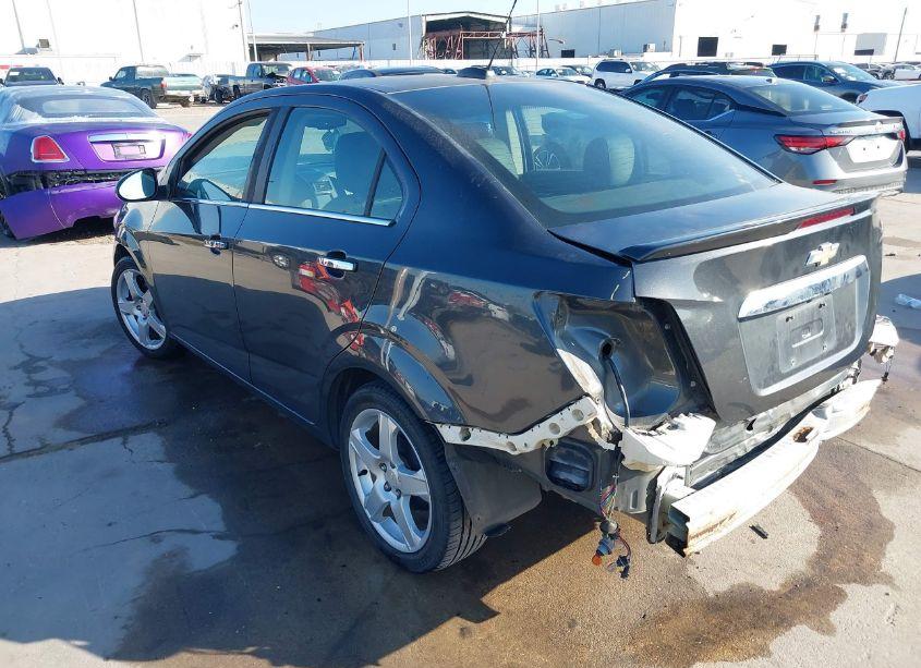 Photo 3 of 2016 Chevrolet Sonic LTZ AUTO (VIN 1G1JE5SB0G4140465)