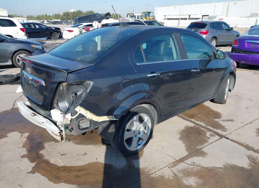 Photo 4 of 2016 Chevrolet Sonic LTZ AUTO (VIN 1G1JE5SB0G4140465)