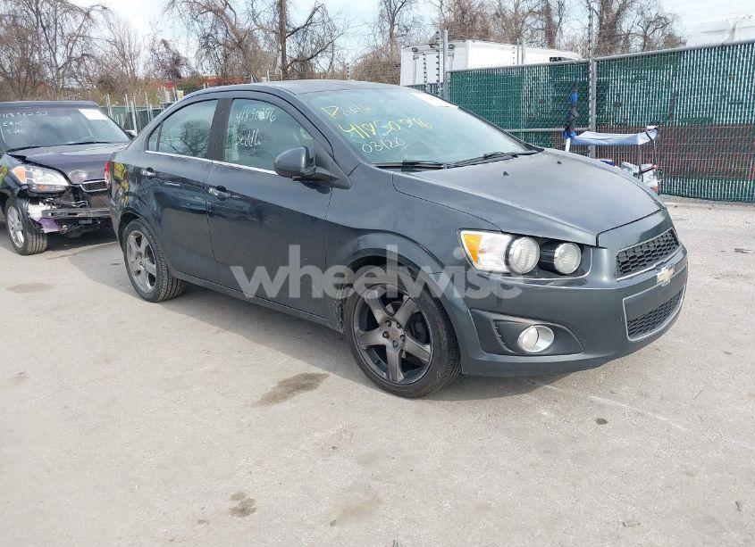 2014 Chevrolet Sonic LTZ AUTO (VIN 1G1JE5SB1E4200234) main photo