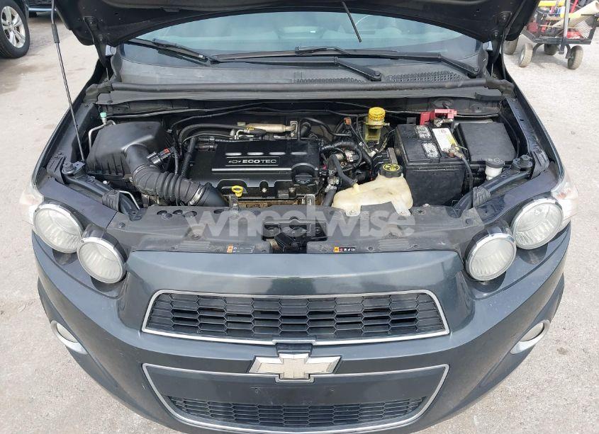 Photo 10 of 2014 Chevrolet Sonic LTZ AUTO (VIN 1G1JE5SB1E4200234)