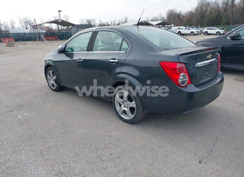 Photo 3 of 2014 Chevrolet Sonic LTZ AUTO (VIN 1G1JE5SB1E4200234)