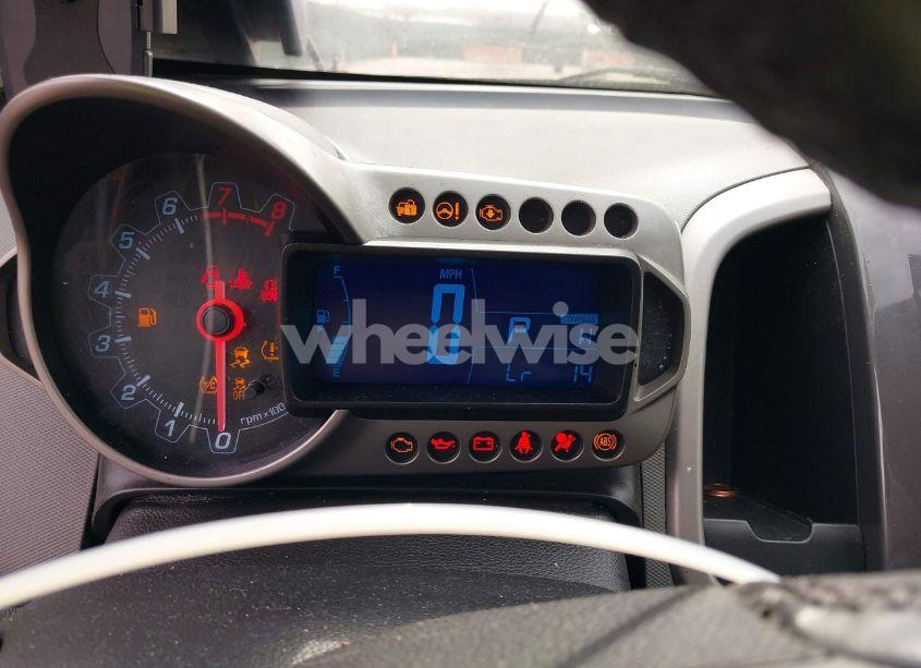 Photo 7 of 2014 Chevrolet Sonic LTZ AUTO (VIN 1G1JE5SB1E4200234)