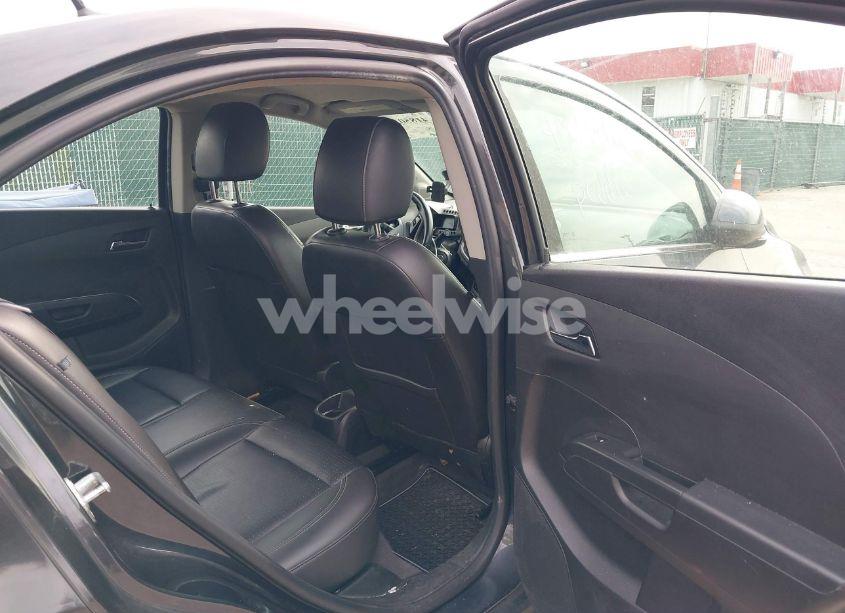 Photo 8 of 2014 Chevrolet Sonic LTZ AUTO (VIN 1G1JE5SB1E4200234)