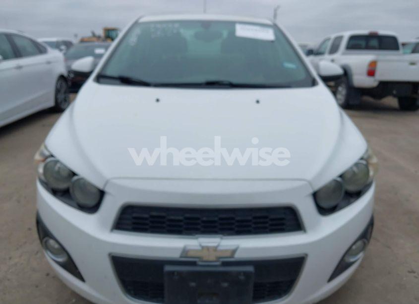 Photo 6 of 2016 Chevrolet Sonic LTZ AUTO (VIN 1G1JE5SB1G4135257)