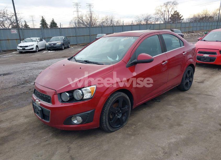 Photo 2 of 2013 Chevrolet Sonic LTZ AUTO (VIN 1G1JE5SB2D4148028)