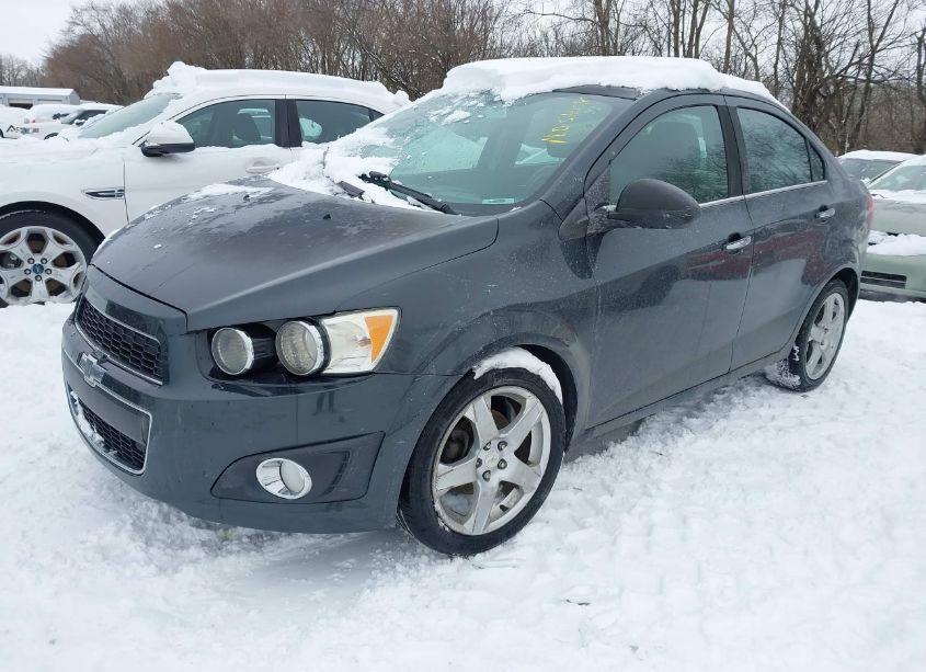 Photo 2 of 2015 Chevrolet Sonic LTZ AUTO (VIN 1G1JE5SB2F4112973)
