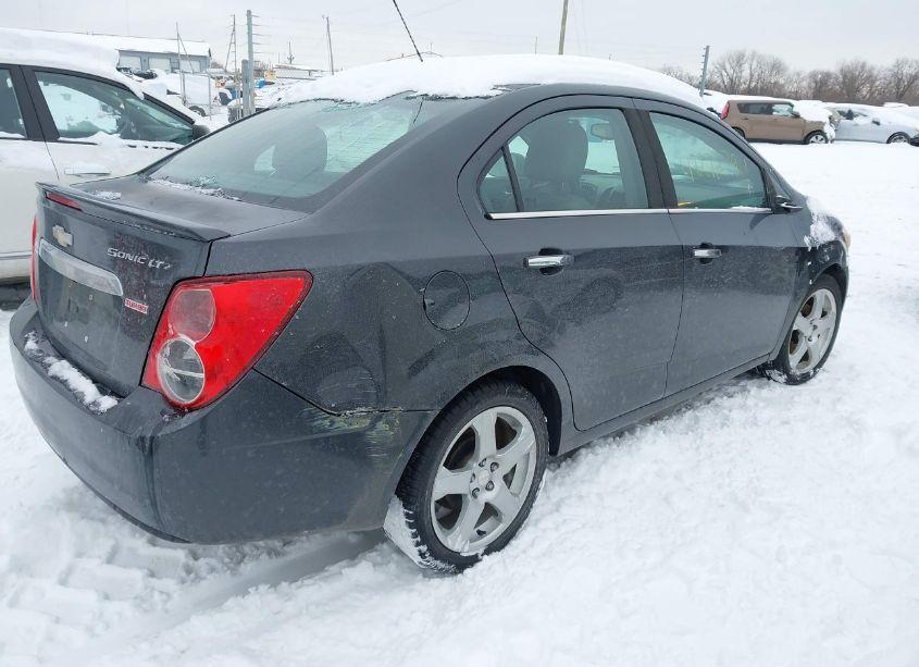 Photo 4 of 2015 Chevrolet Sonic LTZ AUTO (VIN 1G1JE5SB2F4112973)