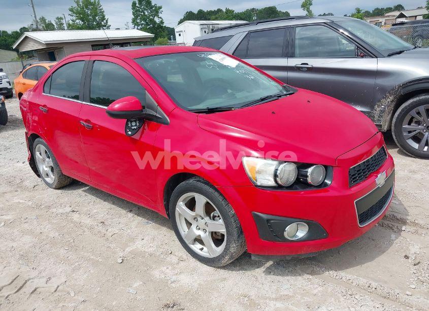 2013 Chevrolet Sonic LTZ AUTO (VIN 1G1JE5SB3D4186223) main photo