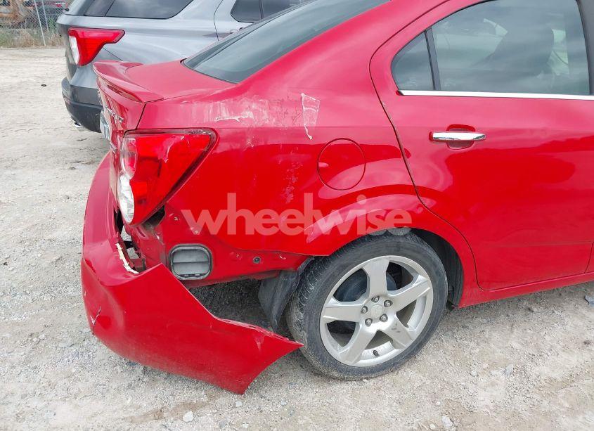 Photo 14 of 2013 Chevrolet Sonic LTZ AUTO (VIN 1G1JE5SB3D4186223)