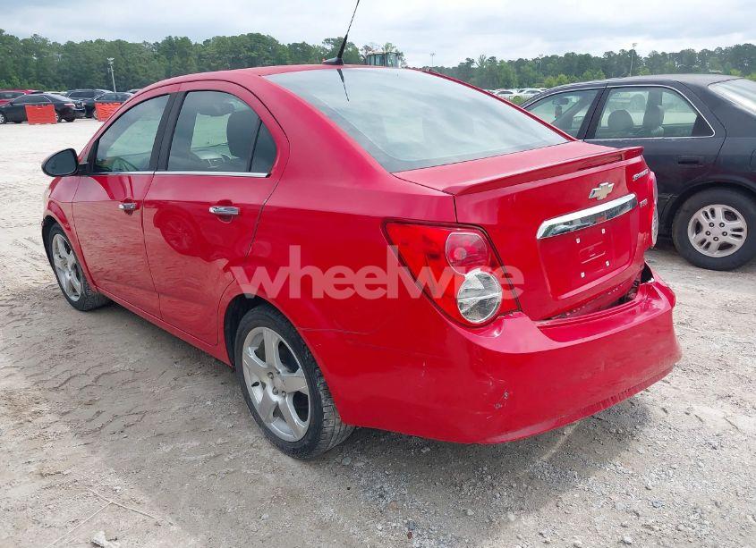 Photo 3 of 2013 Chevrolet Sonic LTZ AUTO (VIN 1G1JE5SB3D4186223)
