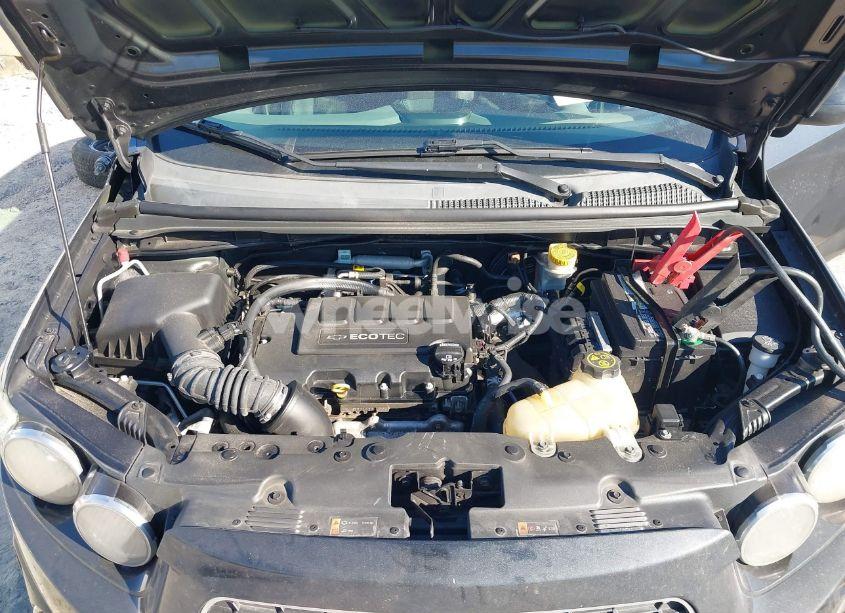 Photo 10 of 2015 Chevrolet Sonic LTZ AUTO (VIN 1G1JE5SB3F4195152)