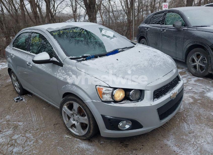 2015 Chevrolet Sonic LTZ AUTO (VIN 1G1JE5SB5F4121571) main photo