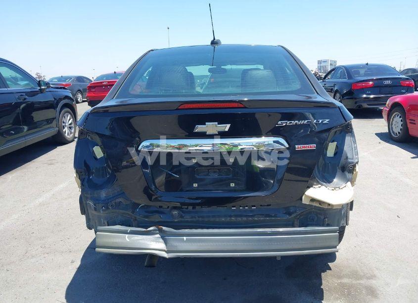 Photo 17 of 2015 Chevrolet Sonic LTZ AUTO (VIN 1G1JE5SB6F4192956)