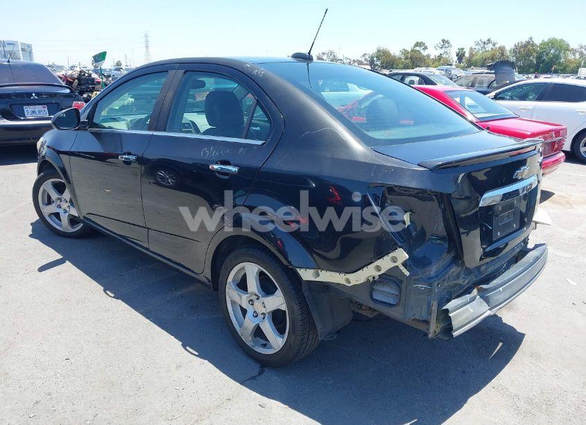 Photo 3 of 2015 Chevrolet Sonic LTZ AUTO (VIN 1G1JE5SB6F4192956)