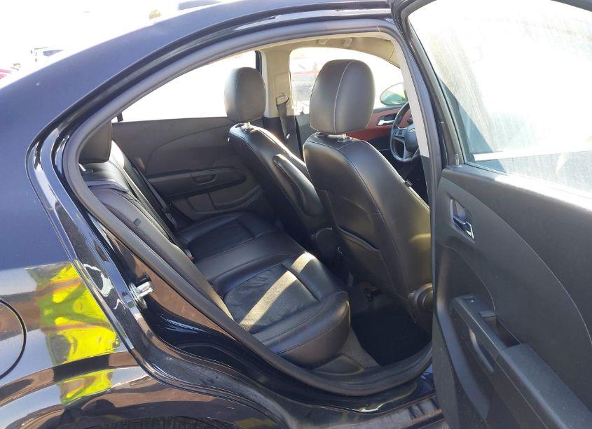 Photo 8 of 2015 Chevrolet Sonic LTZ AUTO (VIN 1G1JE5SB7F4104044)