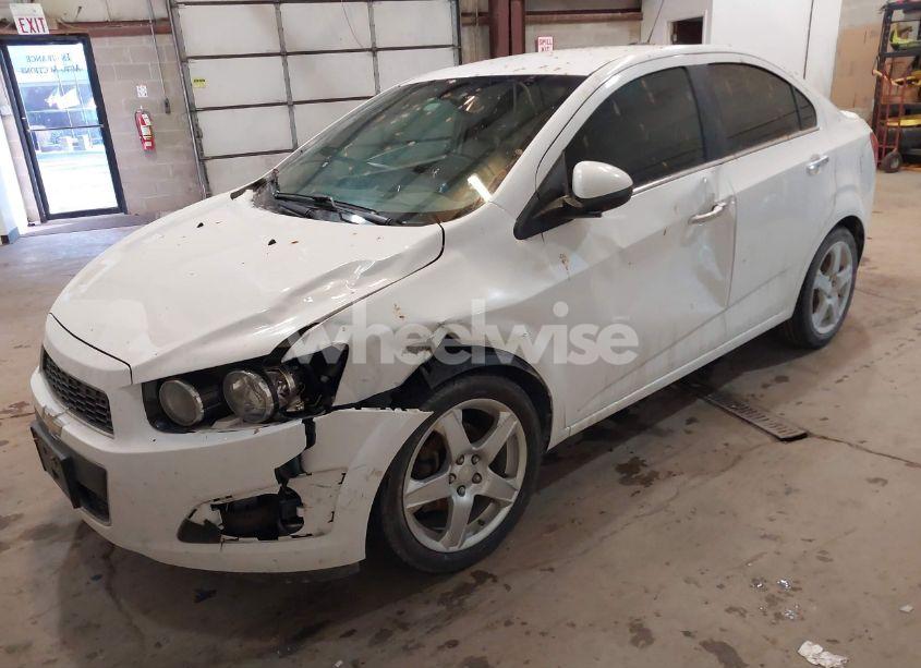 Photo 6 of 2015 Chevrolet Sonic (VIN 1G1JE5SB7F4121961)