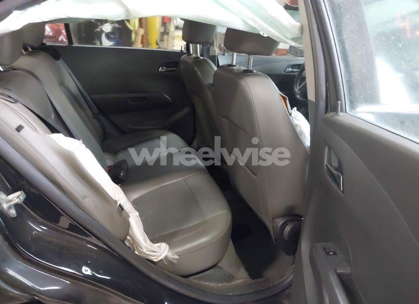 Photo 8 of 2015 Chevrolet Sonic LTZ AUTO (VIN 1G1JE5SB7F4144348)