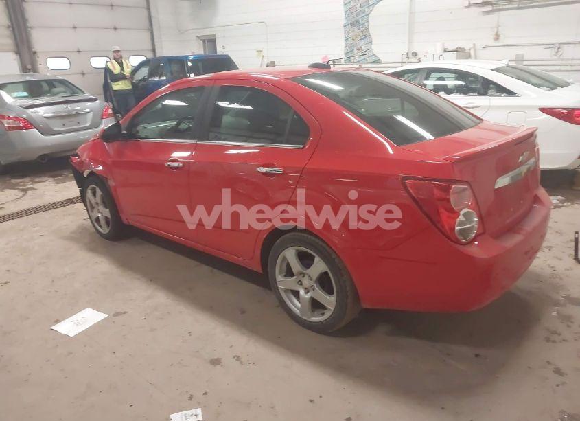 Photo 3 of 2015 Chevrolet Sonic LTZ AUTO (VIN 1G1JE5SB7F4165278)