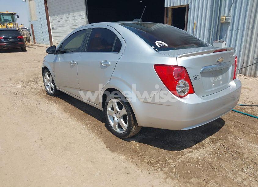 Photo 3 of 2015 Chevrolet Sonic LTZ AUTO (VIN 1G1JE5SB7F4187636)