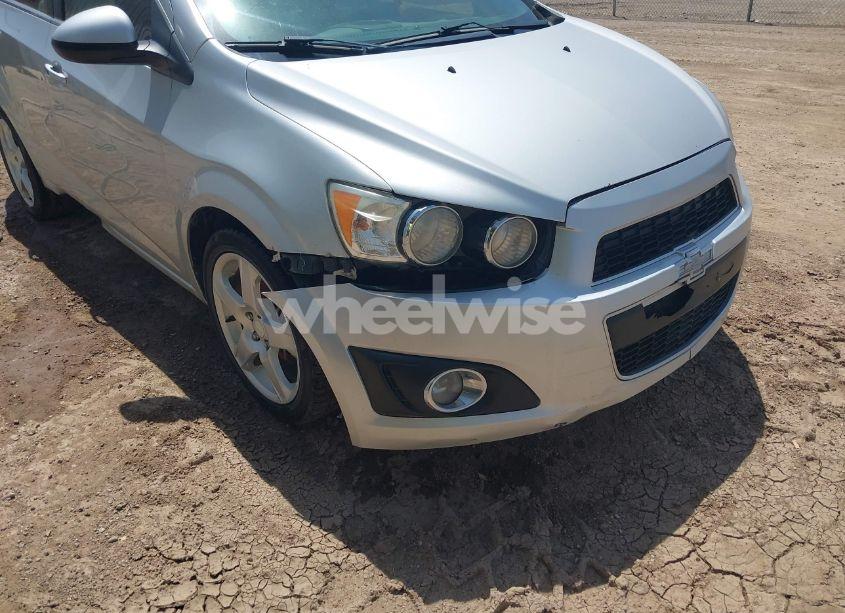 Photo 6 of 2015 Chevrolet Sonic LTZ AUTO (VIN 1G1JE5SB7F4187636)