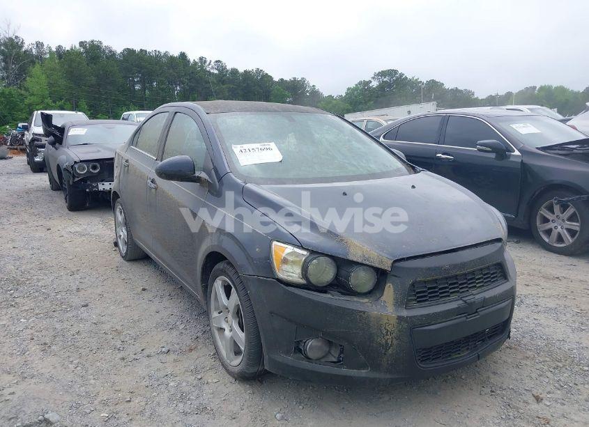 2016 Chevrolet Sonic LTZ AUTO (VIN 1G1JE5SB7G4156694) main photo