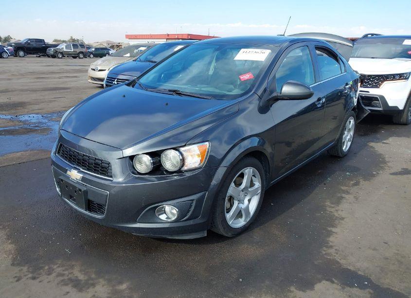 Photo 2 of 2016 Chevrolet Sonic LTZ AUTO (VIN 1G1JE5SB7G4160258)