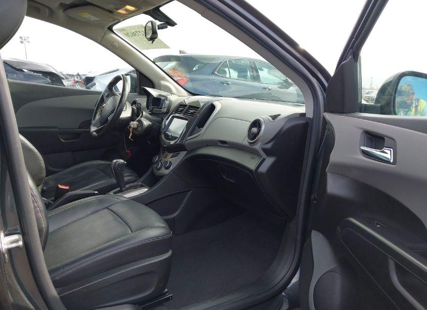 Photo 5 of 2016 Chevrolet Sonic LTZ AUTO (VIN 1G1JE5SB7G4160258)