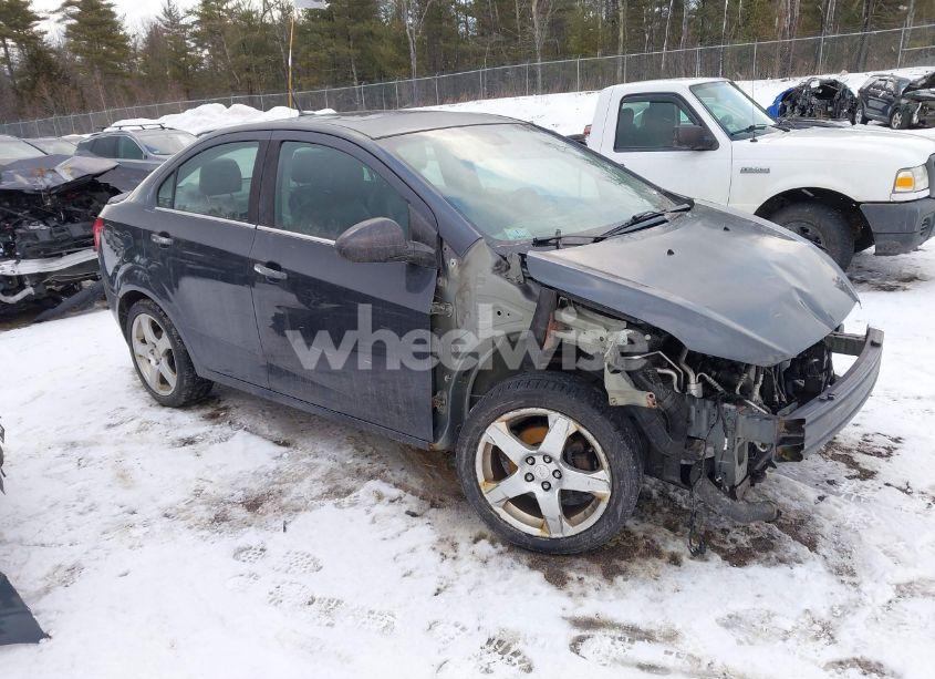 2013 Chevrolet Sonic LTZ AUTO (VIN 1G1JE5SB8D4113753) main photo