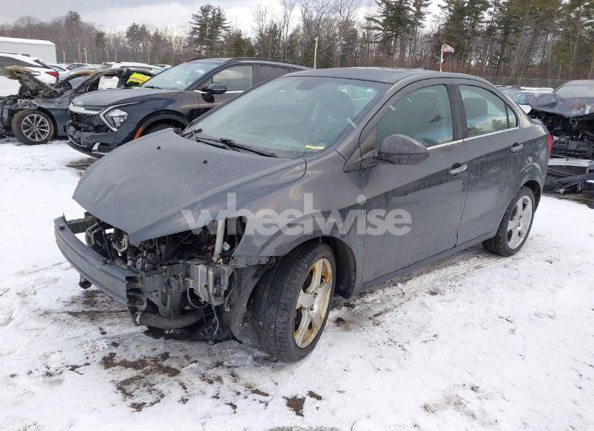 Photo 2 of 2013 Chevrolet Sonic LTZ AUTO (VIN 1G1JE5SB8D4113753)