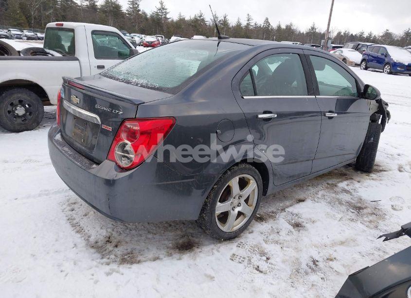Photo 4 of 2013 Chevrolet Sonic LTZ AUTO (VIN 1G1JE5SB8D4113753)
