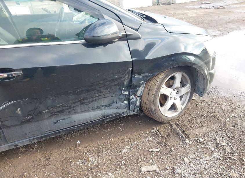 Photo 6 of 2015 Chevrolet Sonic LTZ AUTO (VIN 1G1JE5SB8F4170862)