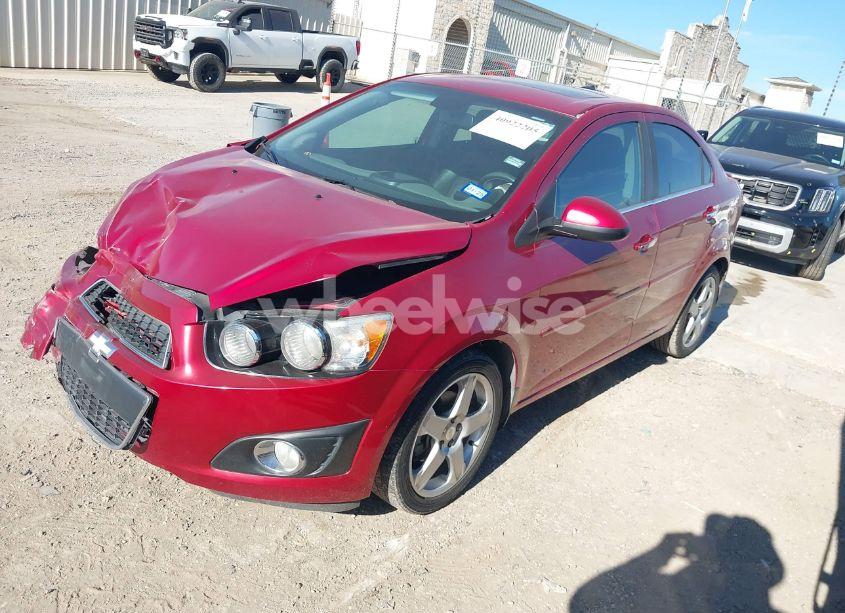 Photo 2 of 2013 Chevrolet Sonic LTZ AUTO (VIN 1G1JE5SBXD4155518)