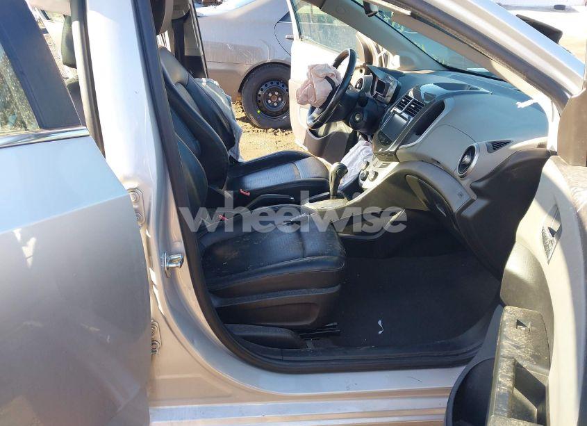 Photo 5 of 2016 Chevrolet Sonic LTZ AUTO (VIN 1G1JE5SBXG4148346)