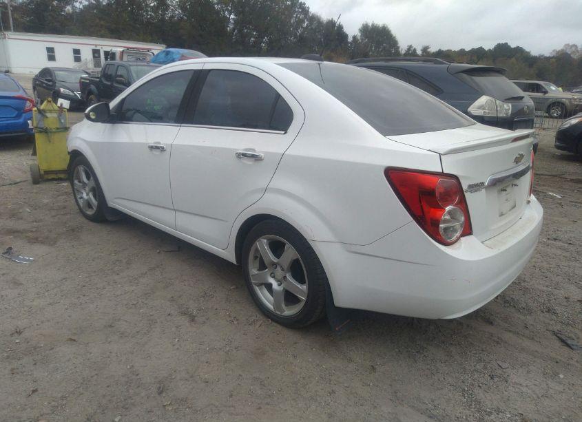 Photo 3 of 2016 Chevrolet Sonic LTZ AUTO (VIN 1G1JE5SBXG4151537)