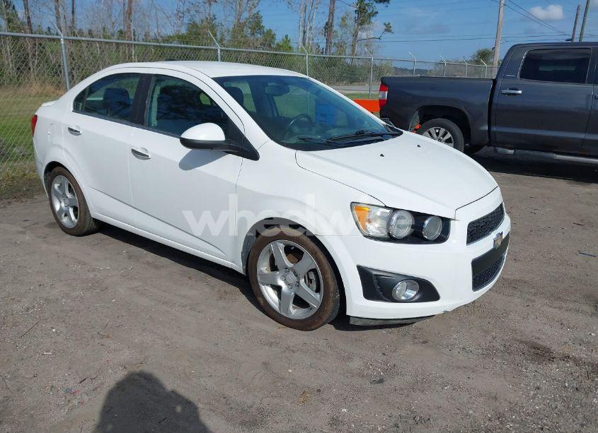 2016 Chevrolet Sonic LTZ AUTO (VIN 1G1JE5SBXG4160349) main photo