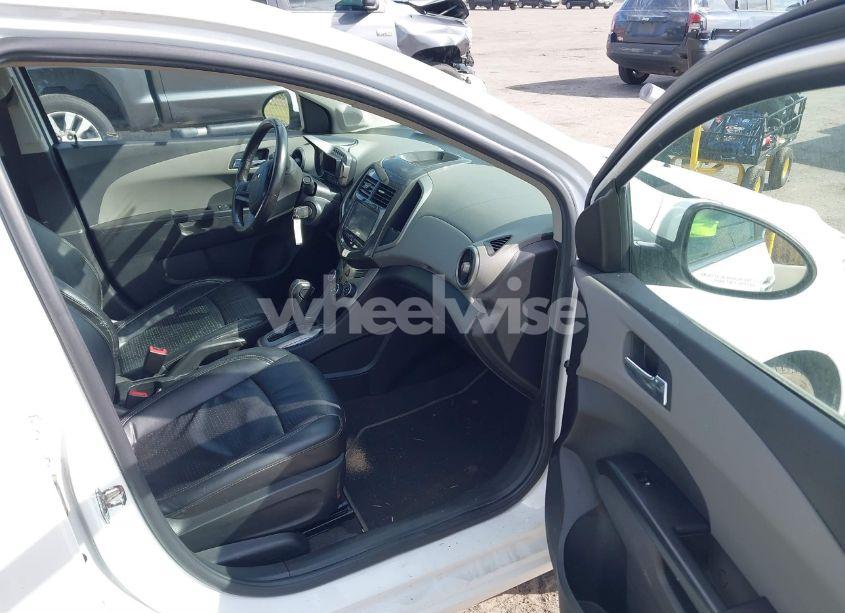 Photo 5 of 2016 Chevrolet Sonic LTZ AUTO (VIN 1G1JE5SBXG4160349)