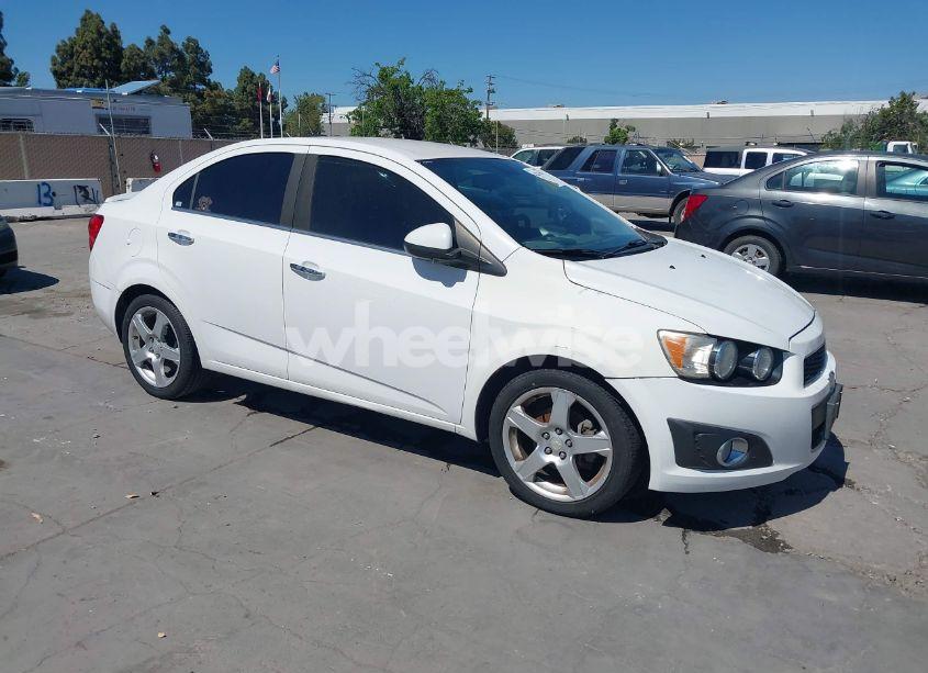 2013 Chevrolet Sonic LTZ AUTO (VIN 1G1JE5SG1D4168248) main photo
