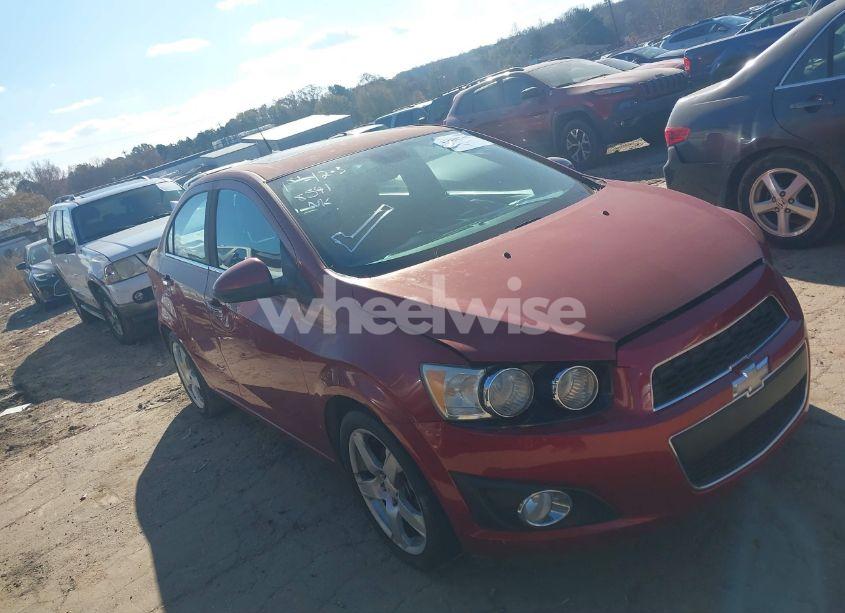 2012 Chevrolet Sonic 2LZ (VIN 1G1JE5SH0C4114270) main photo