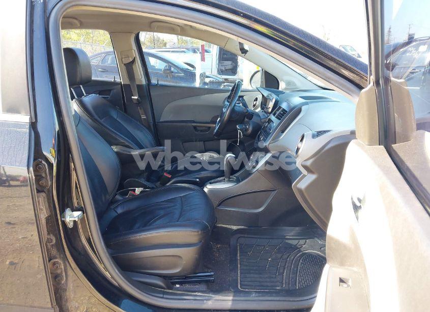 Photo 5 of 2012 Chevrolet Sonic 2LZ (VIN 1G1JE5SH0C4154929)