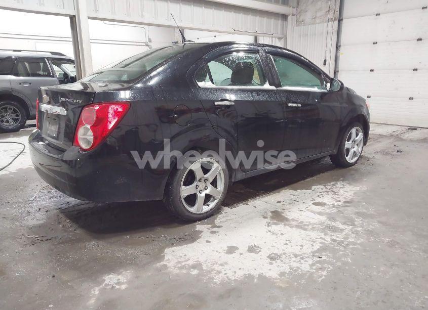 Photo 4 of 2012 Chevrolet Sonic 2LZ (VIN 1G1JE5SH0C4175506)